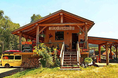Campingplatz-Bootshaus-Orlamuende